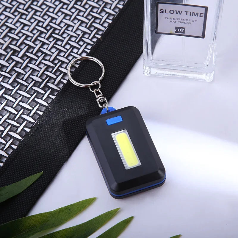 Portable Mini LED Keychain Key Chain Keyring Torch Light Lamp with Carabiner for Camping Hiking Fishing Keychain 313
